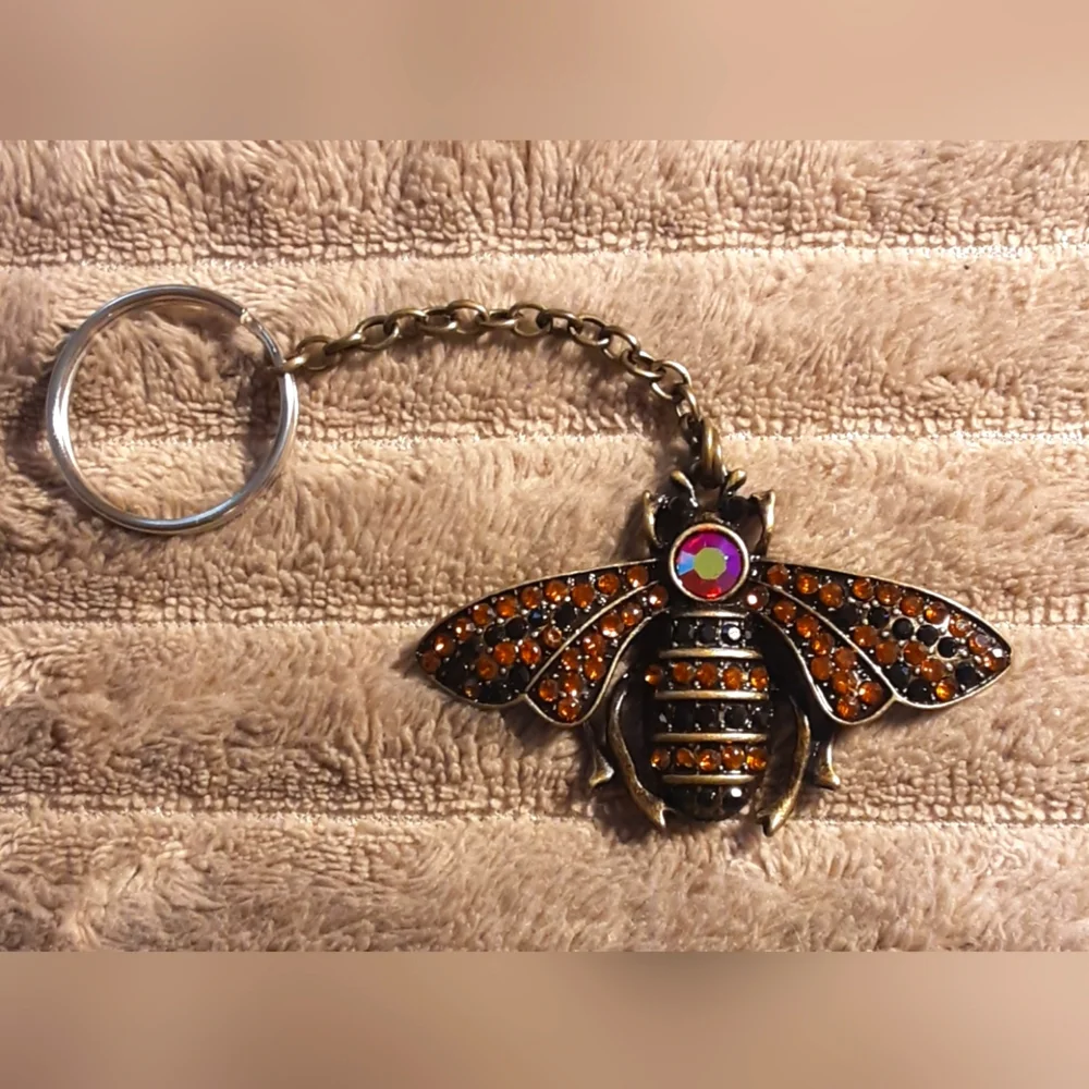 Hand Crafted Key Chain Bee Orange Black Steampunk - Picture 1 of 3